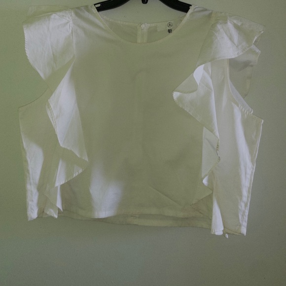 MISGUIDED | White Ruffle Sleeve Top - Picture 5 of 5